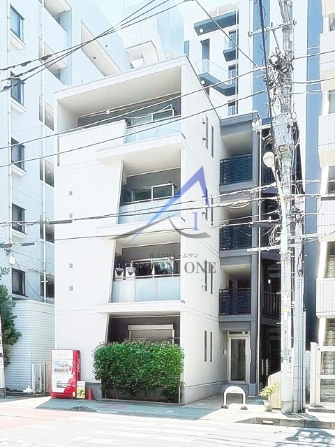 ヴィラ　ディ　ノーチェ