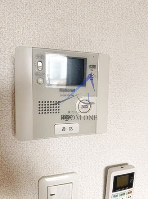 ボナールのその他|モニター付きインターホンです。
