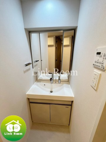 S-RESIDENCE住吉aquacht（アクアハト）の洗面所