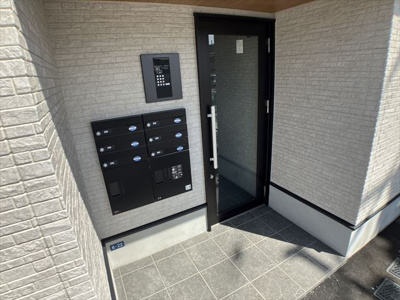 【エントランス】 | REGALE 津島