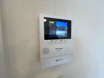 【内装】 | ソレイユ | カメラ付インターホン