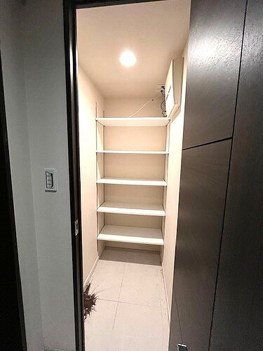 アデニウムタワー梅田の収納|シューズインクローク