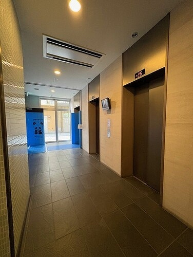 アデニウムタワー梅田のその他|EVホール