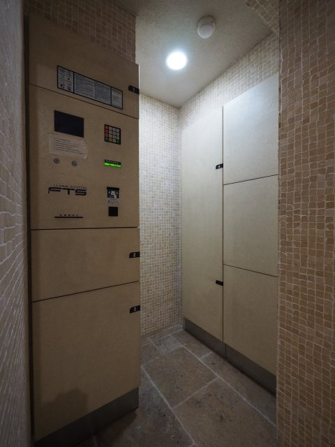 フェニックス新橋弐番館のその他共用部分|宅配BOX