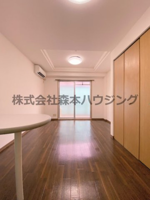 【洋室】 | 　ヴィレッジヴァンガード | きれいな洋室です