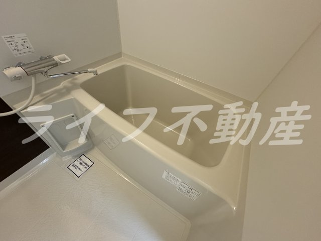 ルミエール・フジの浴室|ゆったり過ごせるお風呂です