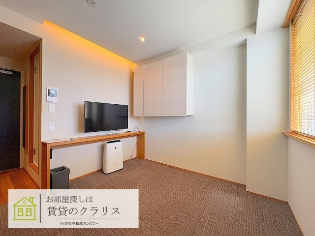 グランドラティス鞘町の居間・リビング