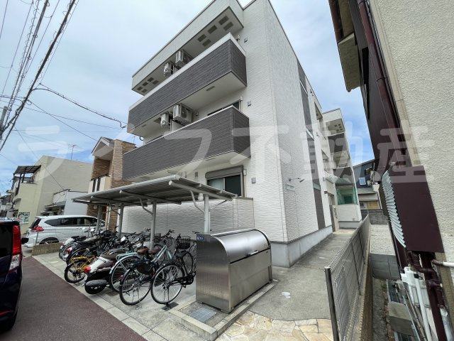 フジパレス東花園の外観