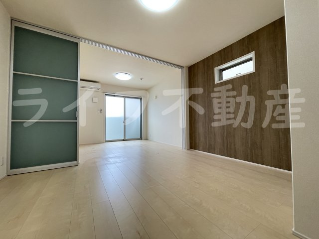 フジパレス東花園の居間・リビング