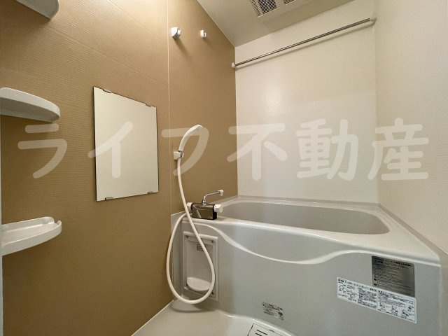 フジパレス東花園の浴室