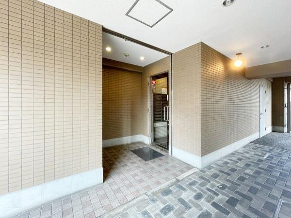 立花アスペンハウスのエントランス
