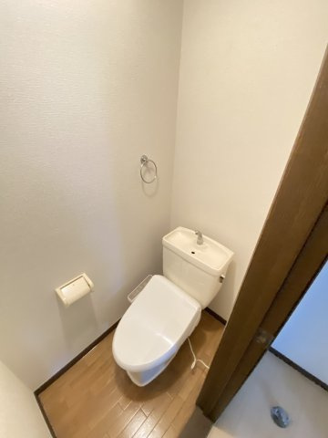 【トイレ】 | サンフォーリスト仁戸名