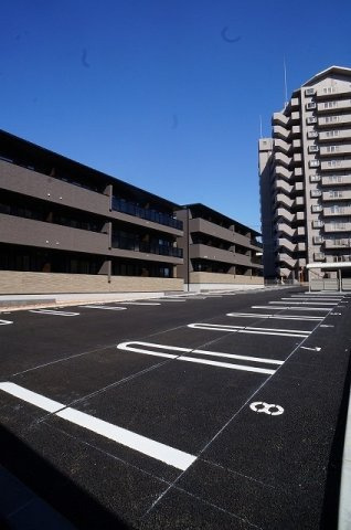 マホロバⅡの駐車場