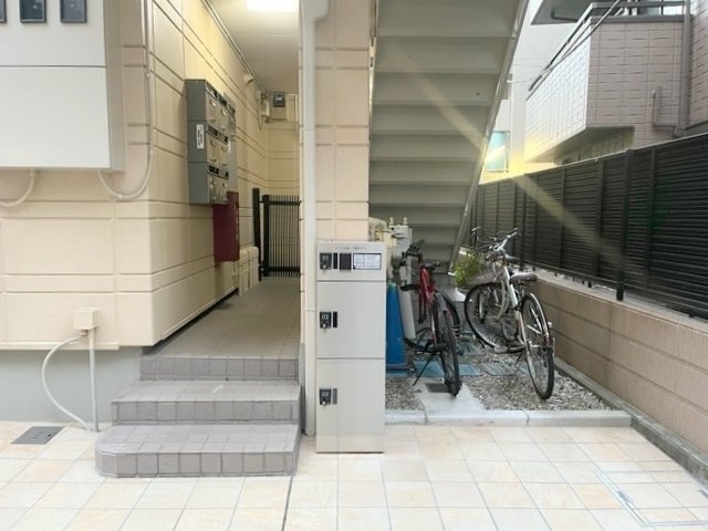 メゾン矢島のその他共用部分|★宅配ＢＯＸ設置しました★