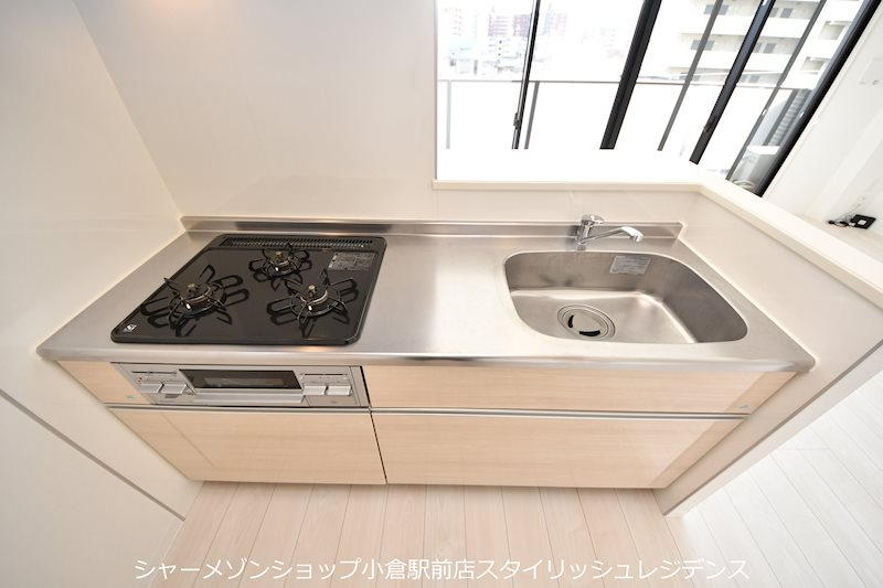 サンビーム三萩野のキッチン