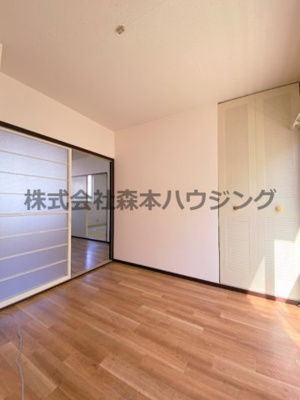 【洋室】 | 　石橋ハイツB | 使い勝手のいい洋室です