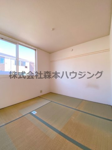 【和室】 | 　石橋ハイツB | 明るい和室です