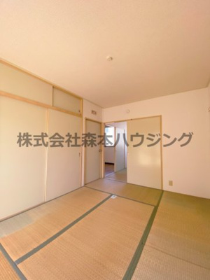 【和室】 | 　石橋ハイツB | 和室、ちょっとしたくつろぎスペースにいかがでしょうか