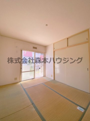 【寝室】 | 　石橋ハイツB | 落ち着いて過ごせるお部屋なので、寝室にいかがでしょうか