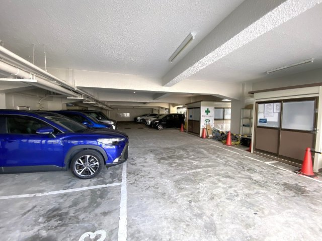 川口栄町グレースマンションの駐車場|駐車場