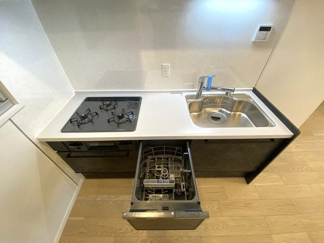 川口栄町グレースマンションの発電・温水設備|食洗機