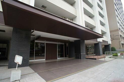 ポレスタータワー大手町リーモのエントランス