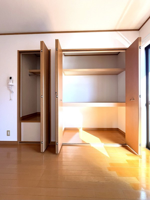 ラポール瑞穂　Ⅰ の収納|こまごまとしたものを収納できそうですね