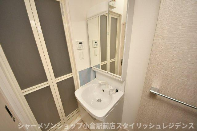 プレミア片野の洗面所