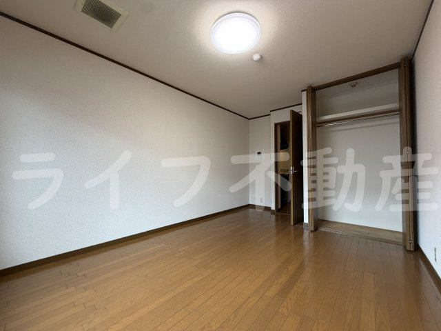 YANOパークガーデンの居間・リビング