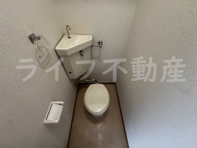 メゾンクリサンテームのトイレ|シンプルで使いやすいトイレです