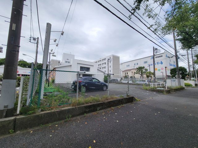 秦野市尾尻の店舗のその他