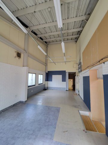 秦野市尾尻の店舗の内装
