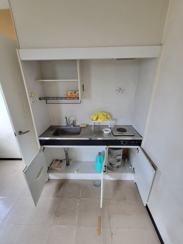 秦野市尾尻の店舗の内装