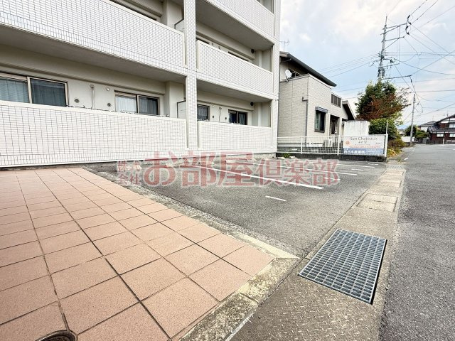 サンシャトー和賀の駐車場|駐車場があります
