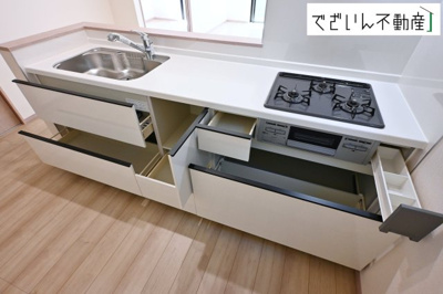 【キッチン】 | 北本市東間第6　新築住宅 | ≪B号棟≫
現地(2026年8月撮影)