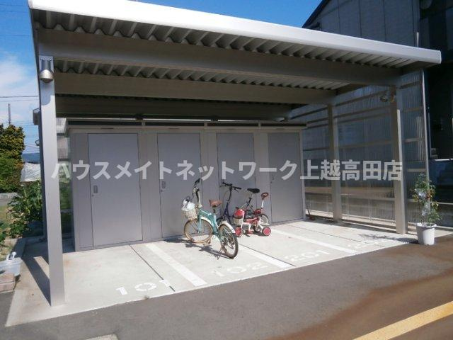 テンダネスのその他共用部分|外部物置・駐輪場