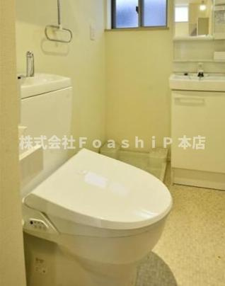 グランエッグス中野方南町のトイレ