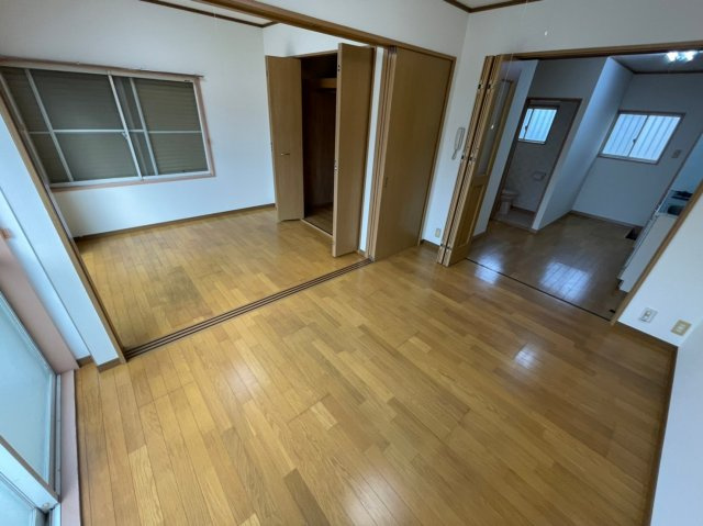 スカイハイツの居間・リビング