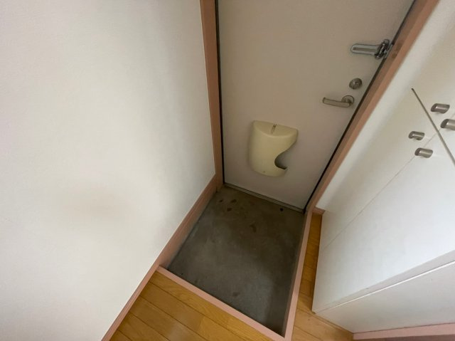 スカイハイツの玄関