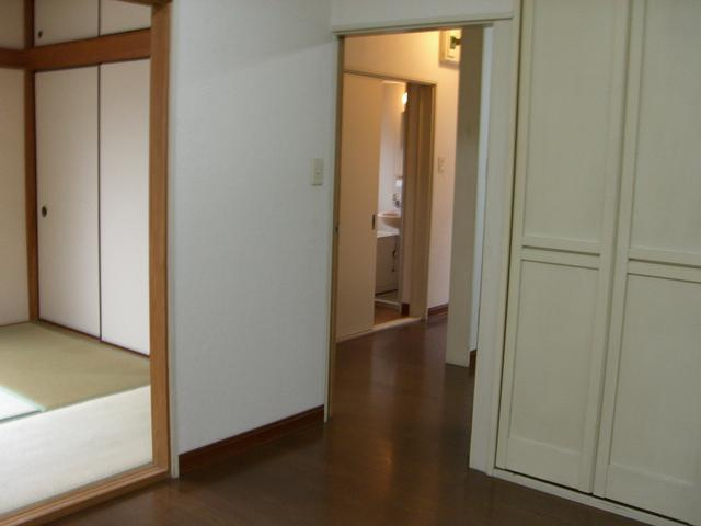 メゾンアクレイムＢの設備|各居室に収納有