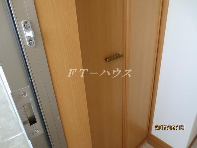 フェリーチェ検見川の玄関