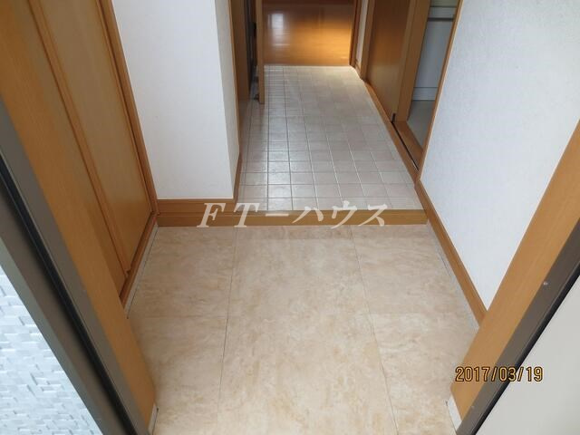 フェリーチェ検見川の玄関