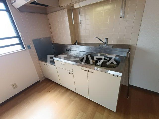 フィエール本郷のキッチン