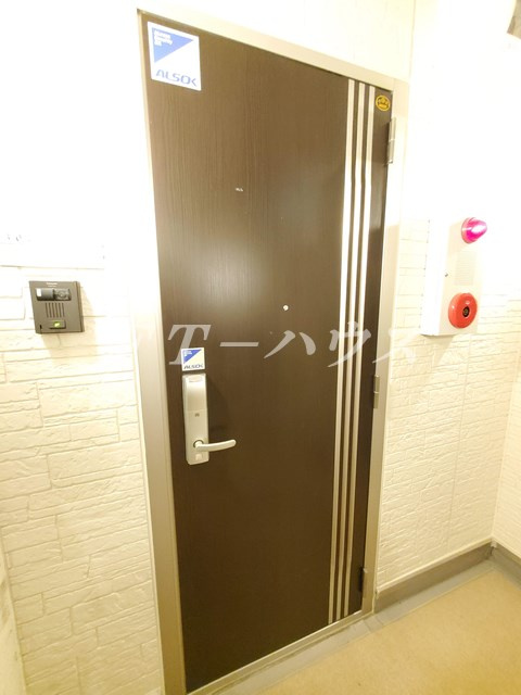 サンスクミの玄関