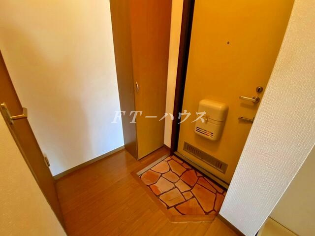 メゾンセジュールの玄関