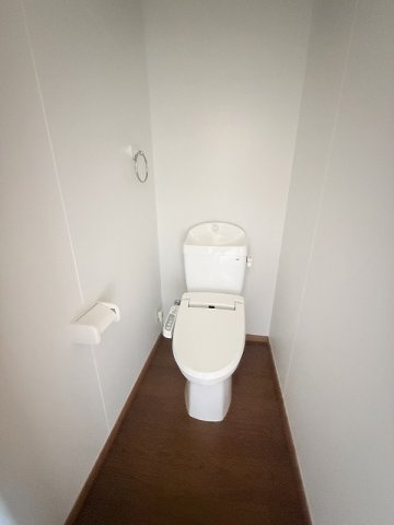 サンマリノ草野 B棟のトイレ|コンパクトで使いやすいトイレです