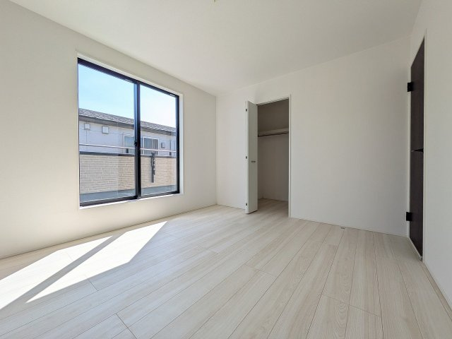 八王子市　楢原町　新築一戸建て　４期の収納|～大容量収納可能なウォークインクローゼット～