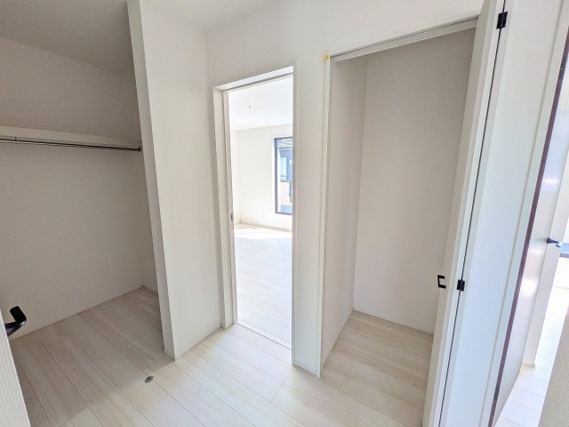 八王子市　楢原町　新築一戸建て　４期の収納|～2階ホールにもウォークインクローゼットがあります～