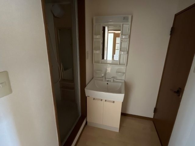 パープルメゾンの洗面所