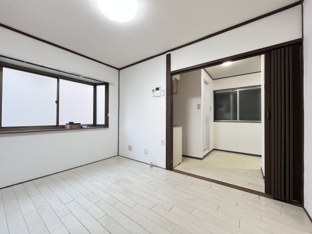 CABIN ABIKO EAST（旧ジュネスシャトー我孫子No.5）の居間・リビング